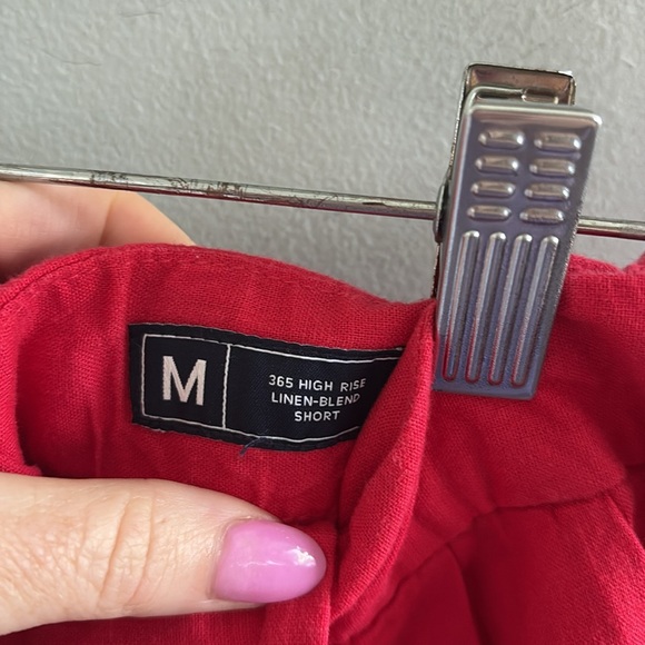 Gap 365 High Rise Linen-Blend Shorts - Picture 4 of 8